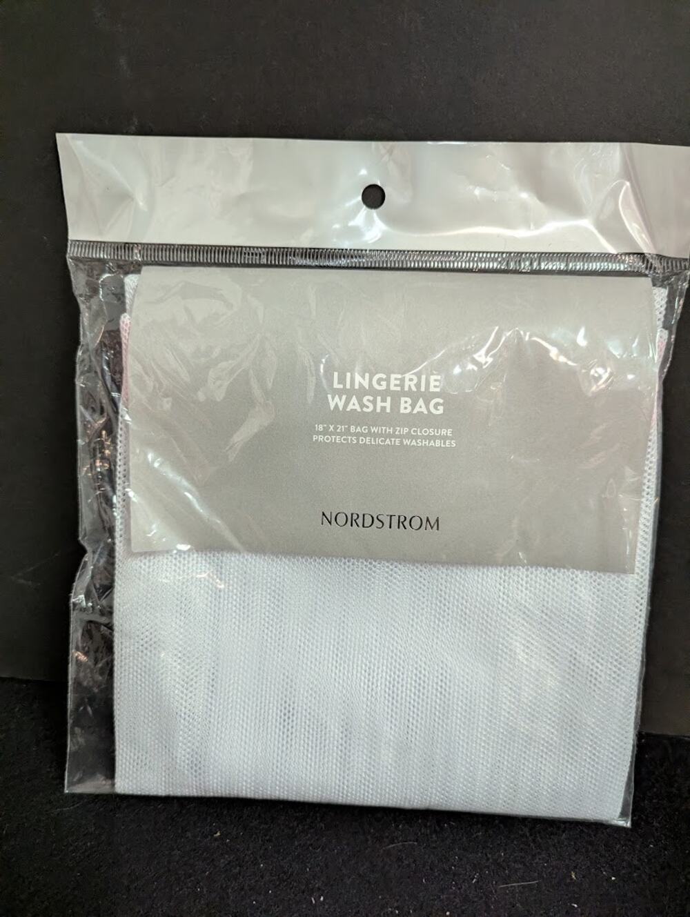 NIP Nordstrom Mesh Washing Bag Floral Embroidered Delicate Care Case